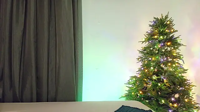 Snapshot of Aregoe_Art chatting on December 20, 2025, 5:53 pm Aregoe Art online show from December 20, 2025, 5:53 pm