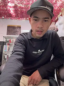 SweeXioji online show from March 11, 2026, 1:39 pm