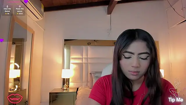 Zoei Moon online show from January 13, 2026, 7:08 pm