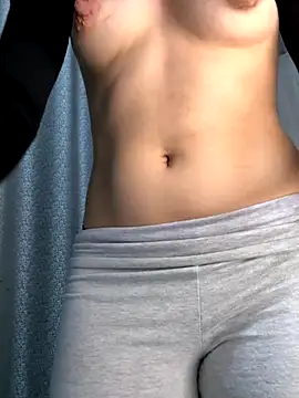 Anonima-Girl online show from December 5, 2025, 3:15 am