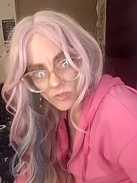 snowbird1117 online show from March 2, 2026, 5:08 am