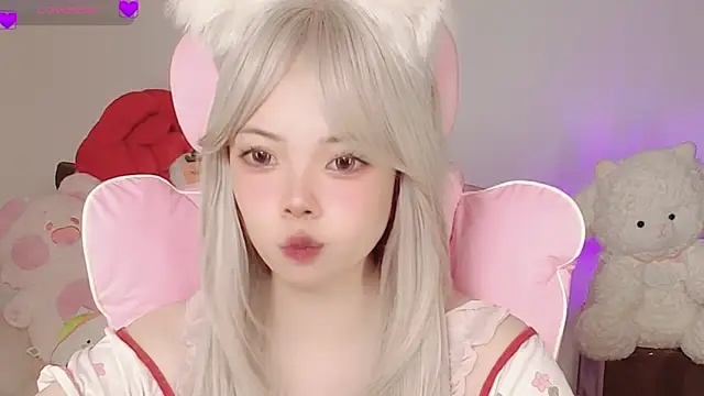 Miyeoonn online show from June 17, 2026, 3:13 pm