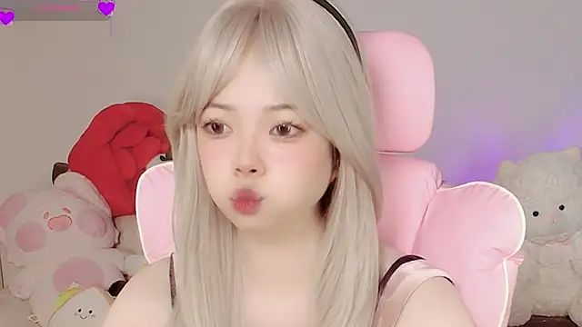 Miyeoonn online show from June 21, 2026, 4:04 am