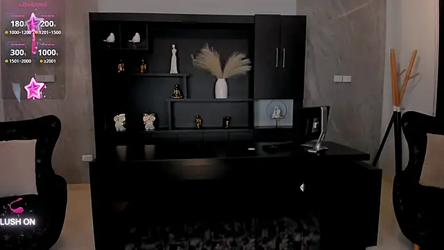 Snapshot of ChloeManson chatting on December 9, 2024, 10:52 pm ChloeManson online show from December 9, 2024, 10:52 pm