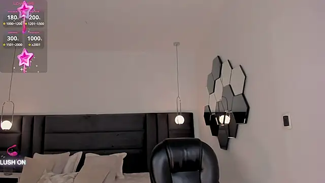 Snapshot of ChloeManson chatting on January 18, 2025, 2:47 am ChloeManson online show from January 18, 2025, 2:47 am