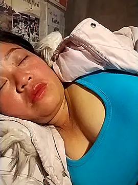 AlilaK2 online show from December 22, 2025, 8:39 pm