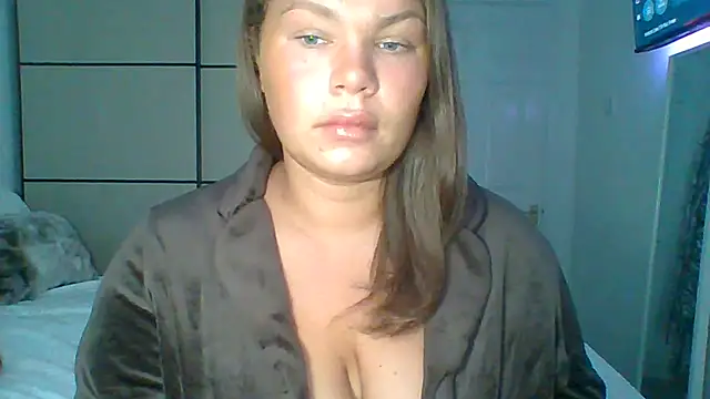 GEMMARMALADE online show from July 7, 2026, 5:43 am