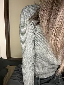 Snapshot of ms_miko chatting on April 5, 2026, 2:03 pm ms miko online show from April 5, 2026, 2:03 pm