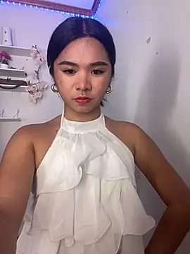 Snapshot of voganmarie chatting on June 10, 2026, 2:49 pm voganmarie online show from June 10, 2026, 2:49 pm