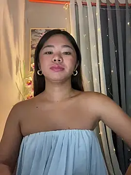 Snapshot of voganmarie chatting on June 13, 2026, 8:51 pm voganmarie online show from June 13, 2026, 8:51 pm