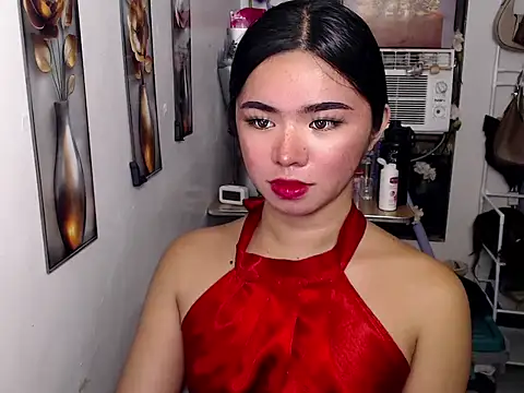 Snapshot of voganmarie chatting on July 7, 2026, 8:02 pm voganmarie online show from July 7, 2026, 8:02 pm