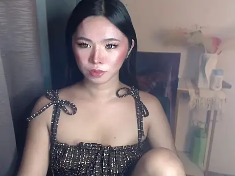 Snapshot of voganmarie chatting on July 14, 2026, 1:17 pm voganmarie online show from July 14, 2026, 1:17 pm