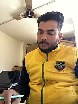 reyansh20134 online show from February 5, 2026, 8:08 am