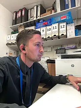 dirtyanal23 online show from May 4, 2026, 9:11 pm
