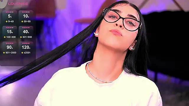 KyraBliss online show from February 3, 2026, 8:58 pm