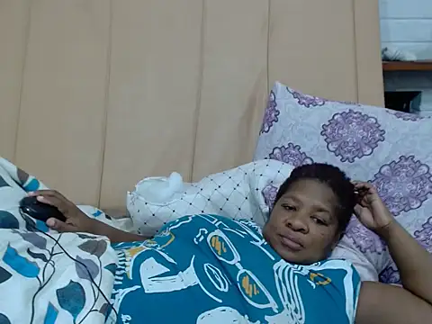 AfricanQueenxx25 online show from December 14, 2025, 2:00 pm