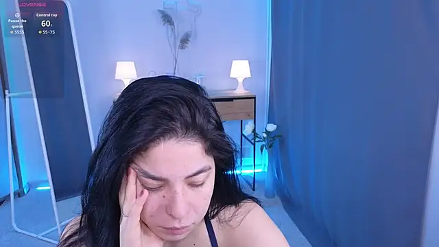 Snapshot of rosaliemoan chatting on December 18, 2025, 7:36 am rosaliemoan online show from December 18, 2025, 7:36 am