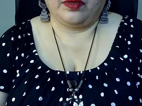 Soniya Sha online show from February 17, 2026, 7:09 pm