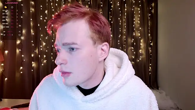 Kristenegor online show from December 18, 2025, 10:21 am