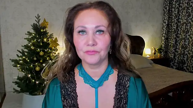 Snapshot of MilaUrban chatting on December 23, 2025, 3:37 am MilaUrban online show from December 23, 2025, 3:37 am