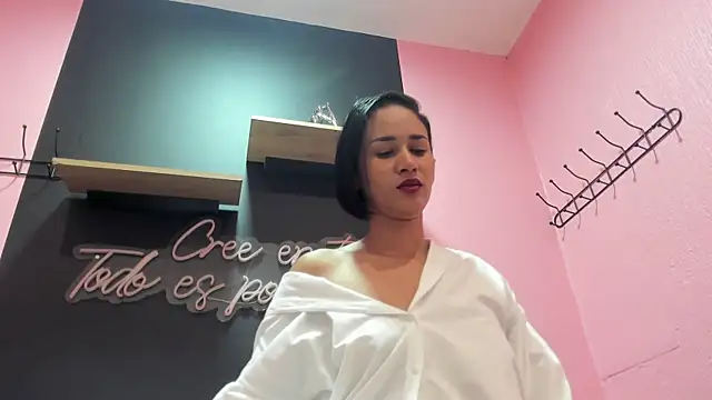 Scarleth Fox  online show from April 7, 2026, 5:24 pm