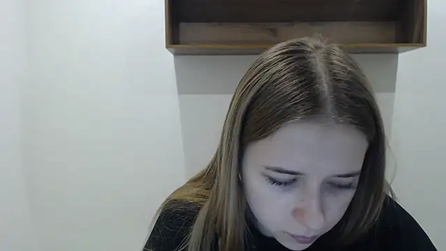 SweetBellaa  online show from January 19, 2026, 11:47 am