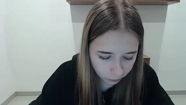 SweetBellaa  online show from February 2, 2026, 1:54 pm