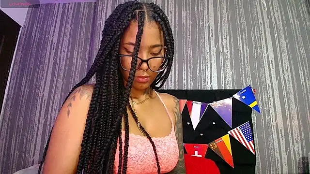Elizabetth Roman online show from June 16, 2026, 3:03 pm