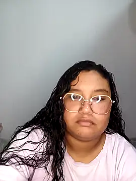 VaneandRossy online show from May 6, 2026, 4:34 pm