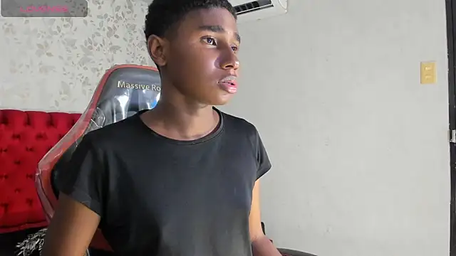 teylor lovee online show from January 16, 2026, 8:24 pm