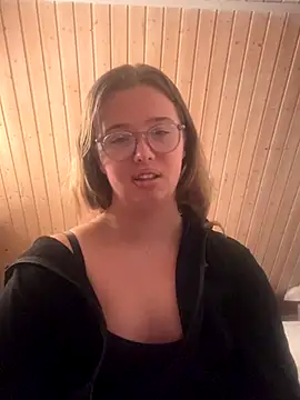 GermanRose online show from December 20, 2025, 11:45 pm