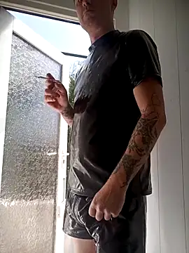 jefflatex45 online show from April 28, 2026, 10:20 am