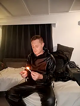 jefflatex45 online show from May 10, 2026, 10:59 pm