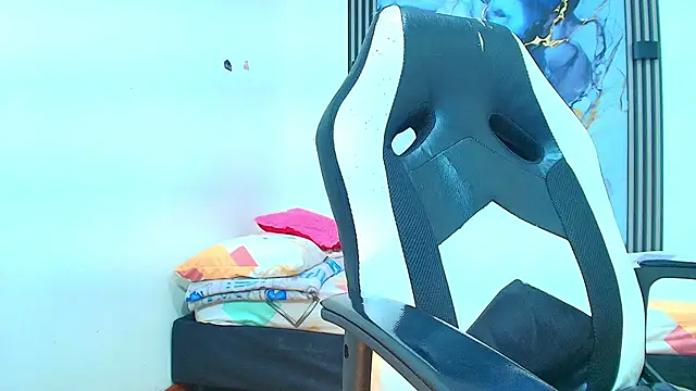 Valentina and sneider  online show from January 31, 2026, 7:11 pm