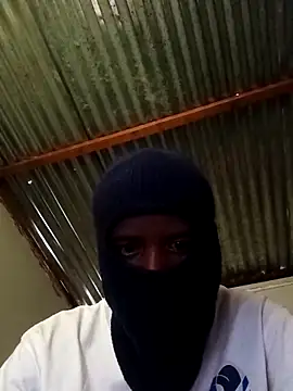 Maintee27 online show from January 15, 2026, 8:30 am