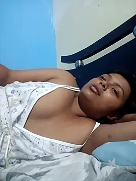 Snapshot of caro_lil chatting on March 29, 2026, 1:38 am caro lil online show from March 29, 2026, 1:38 am