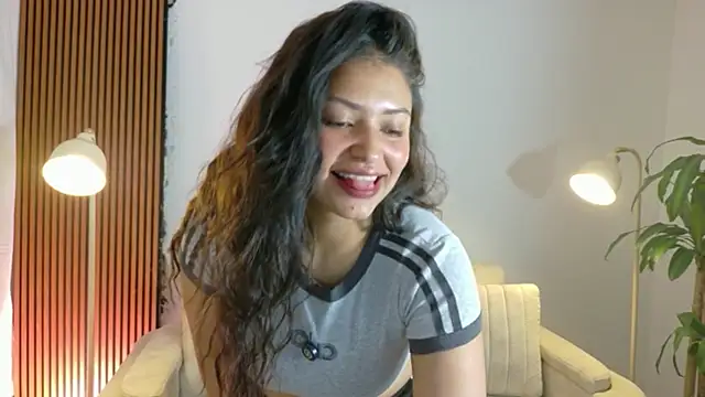 victoria   moon online show from May 9, 2026, 1:49 pm