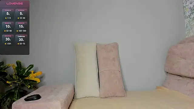 Ellen Foxks online show from March 23, 2026, 2:48 am