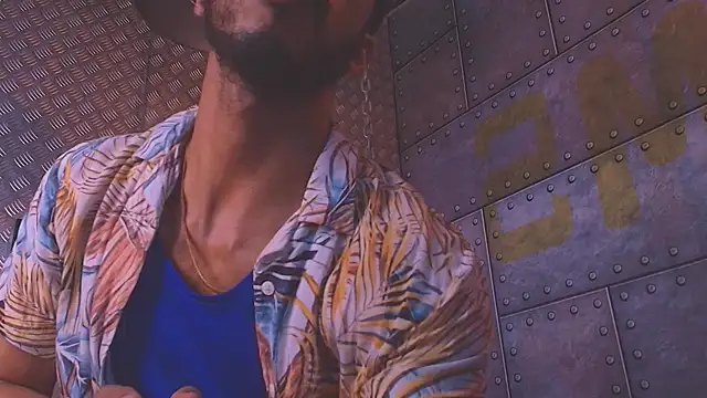 logan mercer online show from December 16, 2025, 3:33 am