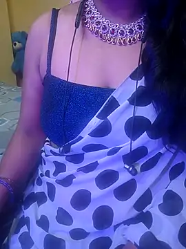 Preeti345 online show from May 5, 2026, 5:59 am