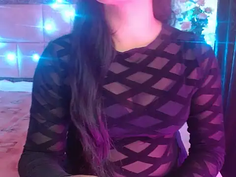 Snapshot of Lola_Bebe chatting on March 25, 2026, 5:02 am Lola Bebe online show from March 25, 2026, 5:02 am