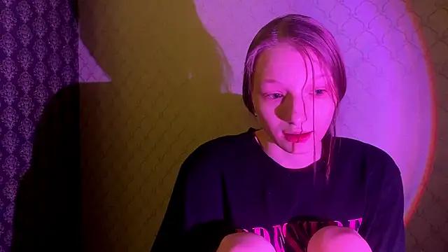 Cleonoth2o online show from February 6, 2026, 8:01 pm