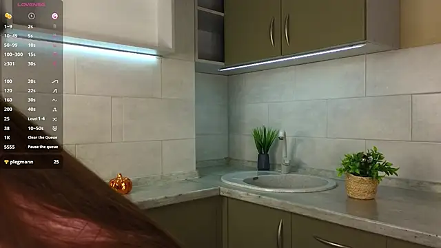 ObsidianVelour online show from March 14, 2026, 3:06 pm