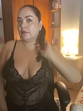 Snapshot of EmiHarrys chatting on March 19, 2026, 9:57 am EmiHarrys online show from March 19, 2026, 9:57 am