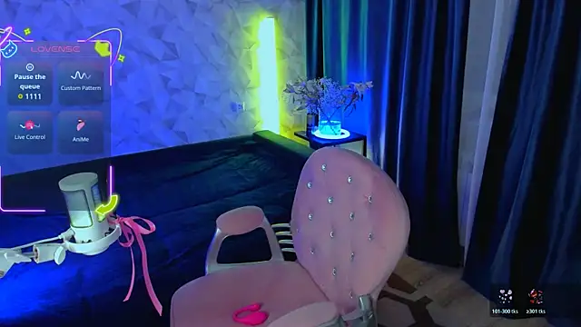 moon siren online show from February 27, 2026, 4:07 pm