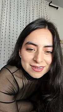 saasha Petit online show from March 18, 2026, 11:57 am