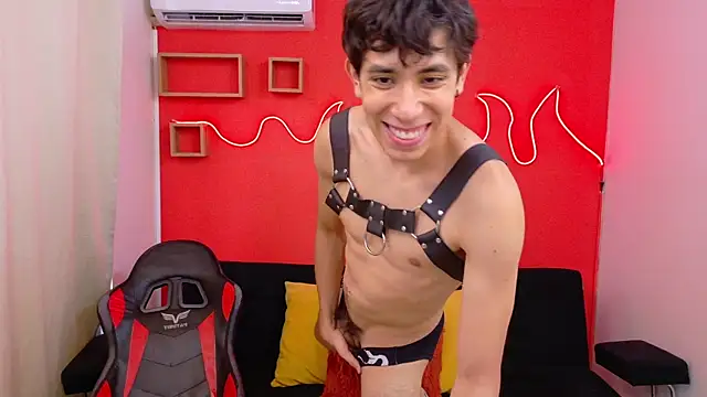 Neo Twink online show from July 22, 2026, 7:38 pm