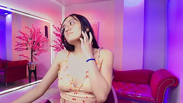 Dulce violeta  online show from January 31, 2026, 7:23 pm