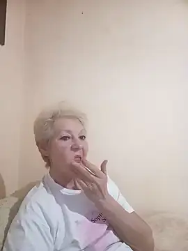 Calypso-Loove online show from May 5, 2026, 4:48 pm