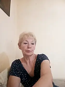 Calypso-Loove online show from June 11, 2026, 8:12 am